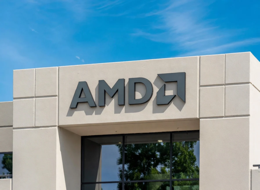 AMD Q1 2026 Earnings Preview: Analysts Forecast 33% Revenue Jump as AI Momentum Builds