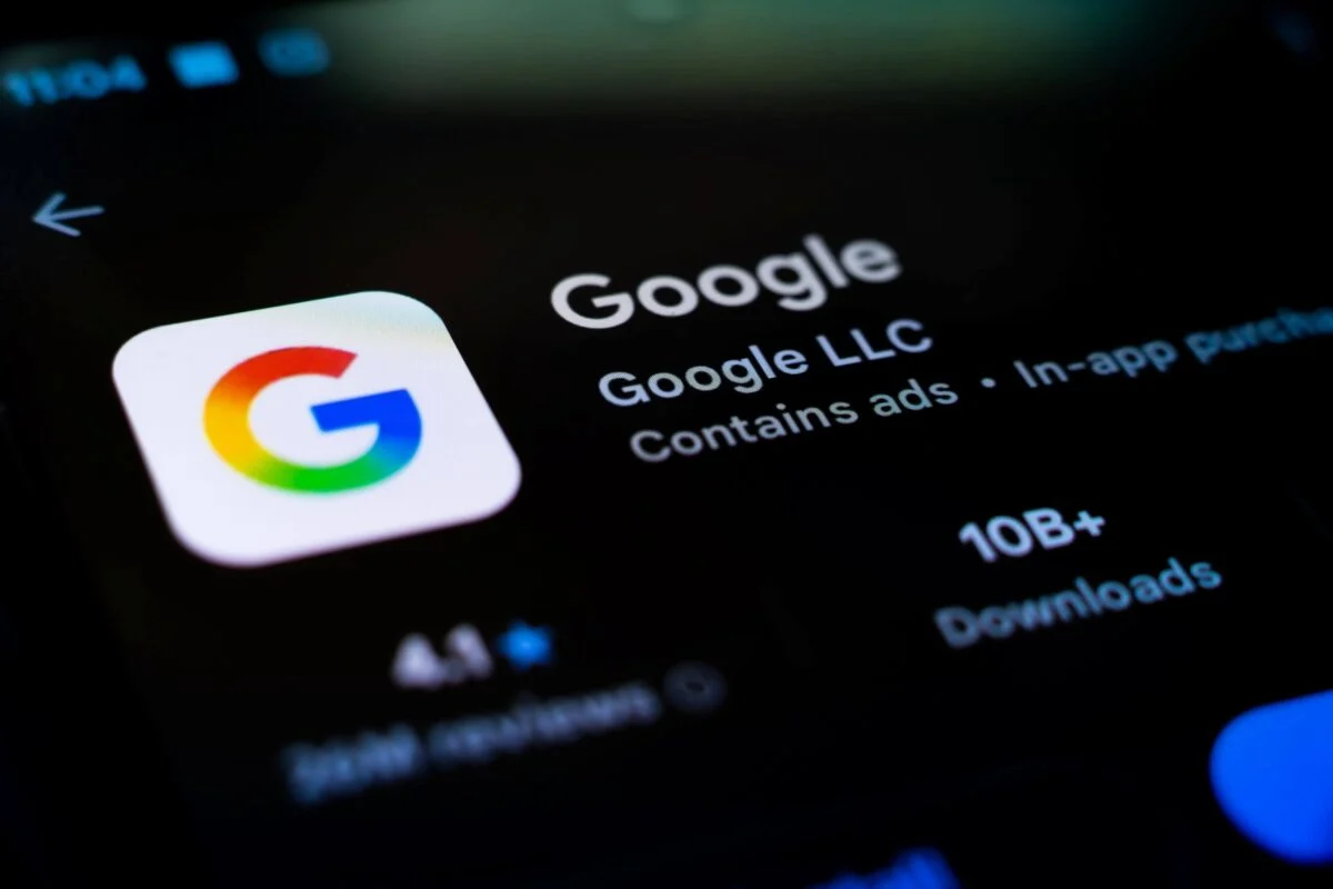 Alphabet (GOOGL) Drops 7% This Week as Wells Fargo Sets $397 Target
