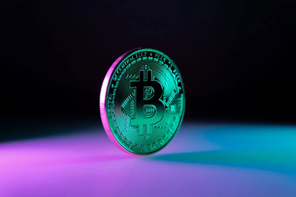 Bitcoin Slides Under $69K While Crude Oil Climbs to $119 Per Barrel