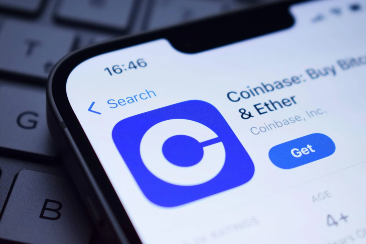 Coinbase Stock Climbs as Bitcoin Surges Past 11-Week High and UK Lending Goes Live