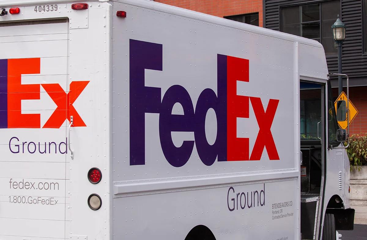 FedEx Shares Surge 9% Following Strong Q3 Results and Upgraded Annual Forecast