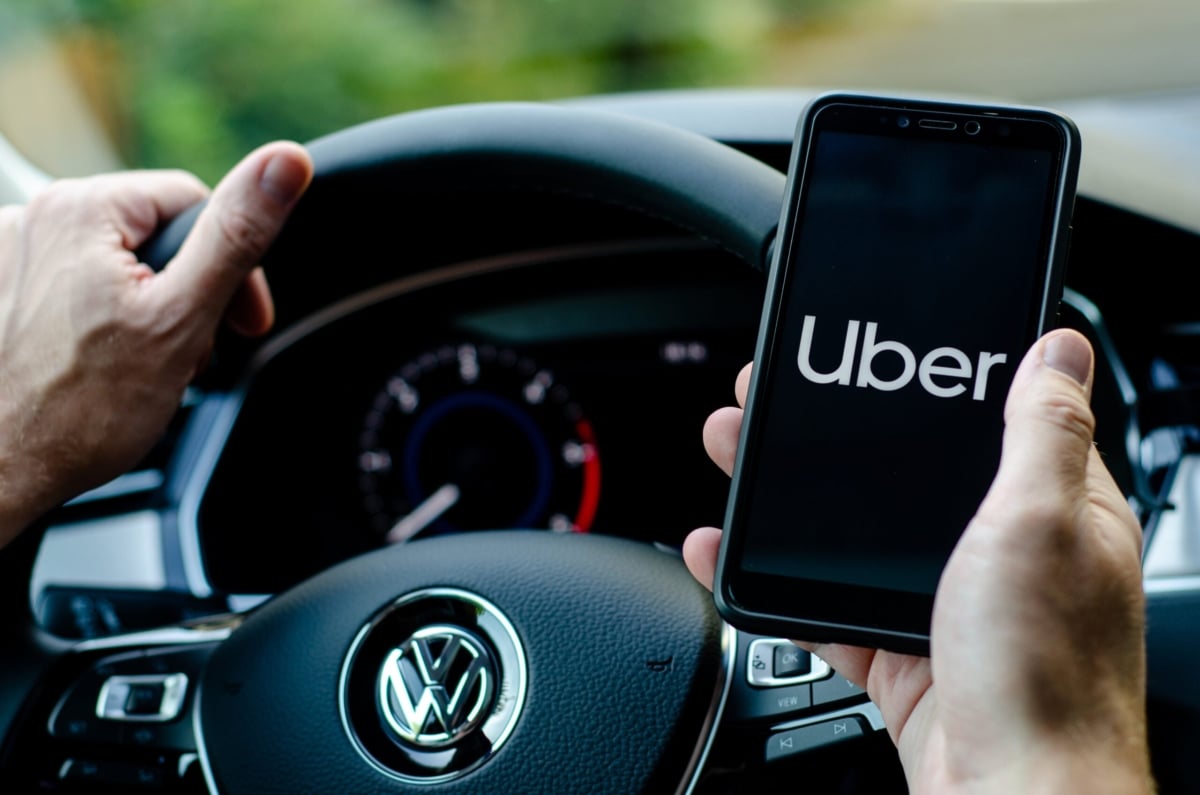 Uber Shares Jump 3.61% Following Tokyo Robotaxi Agreement With Nissan and Wayve